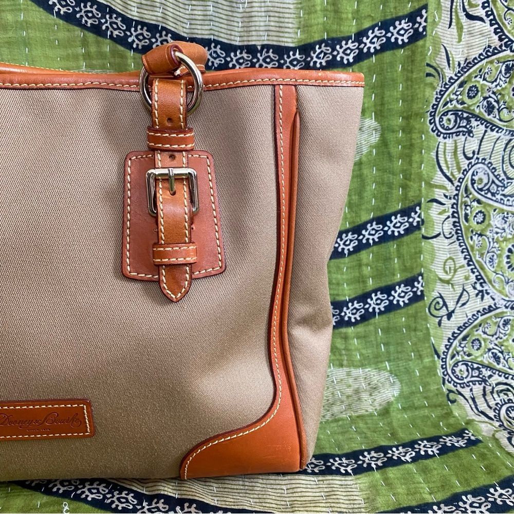 Dooney & Bourke Tan Taylor Shopper Canvas & Leather Large Satchel Tote Bag - Picture 2 of 15